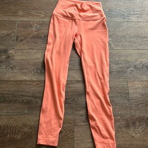 Lululemon coral size 4 25 inch
